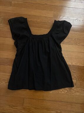 Black Square-Neck Flutter Sleeve Tunic Top Small